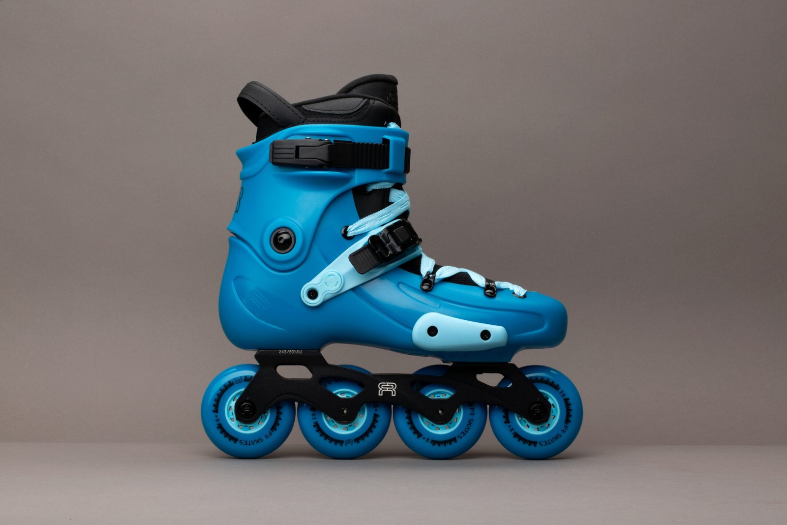 PATINES EN LÍNEA FR FR3 80 BLUE - Imagen 8