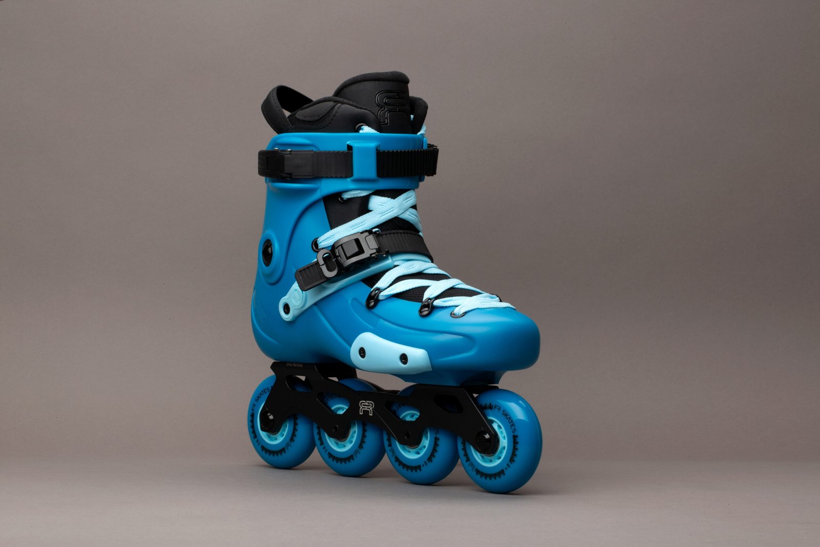 PATINES EN LÍNEA FR FR3 80 BLUE - Imagen 9